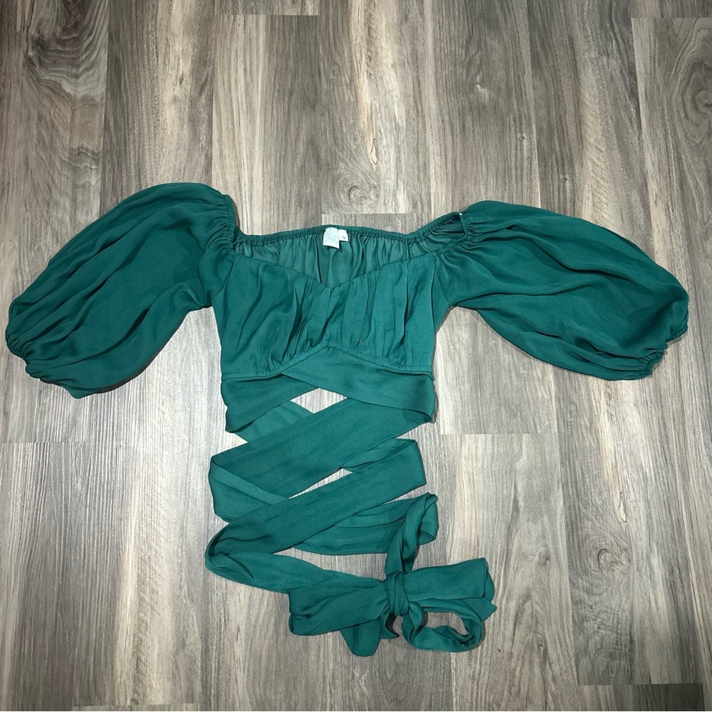 Green cropped puff sleeve wrap top